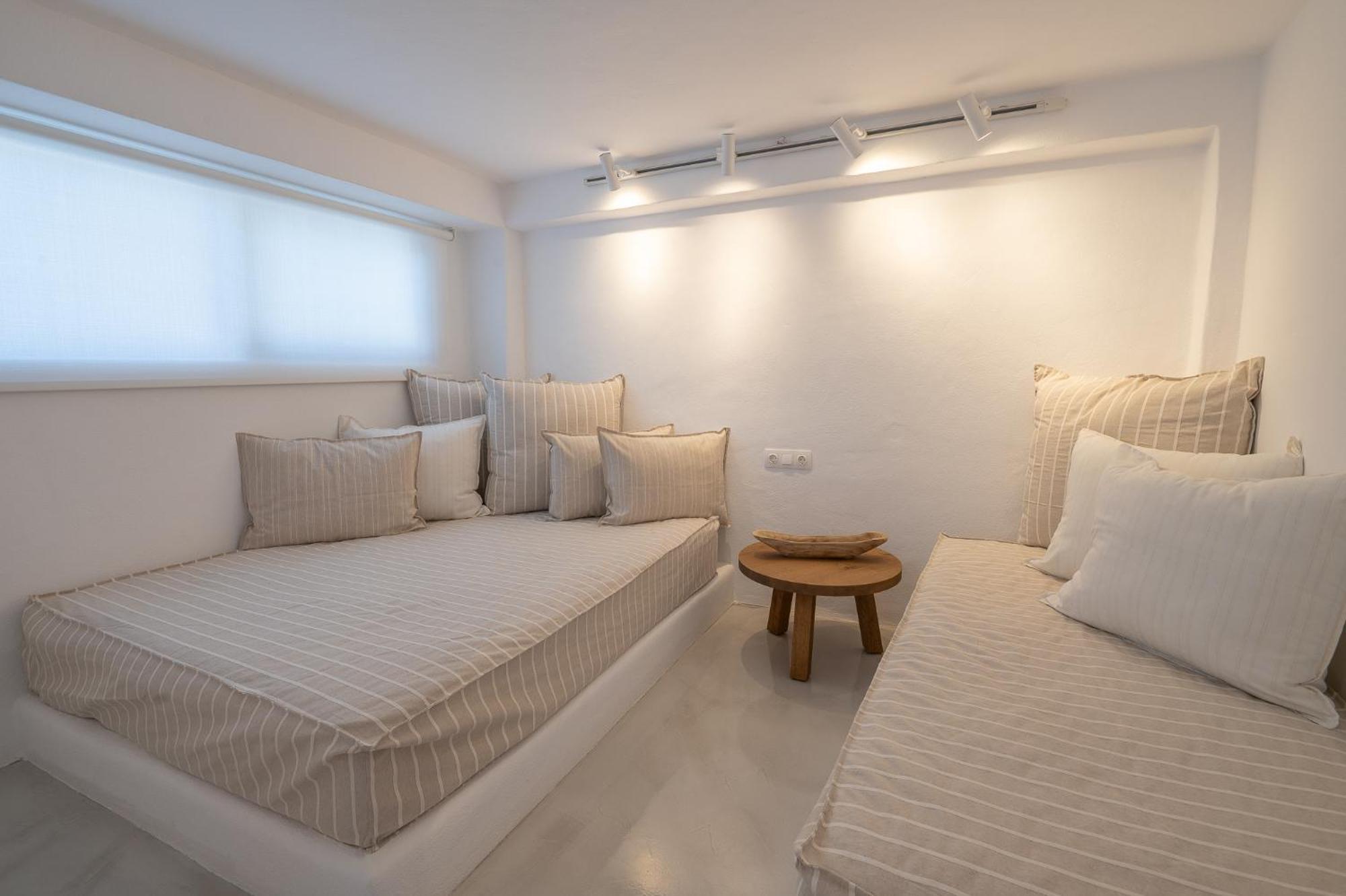 Pouletis Family Apartments - Akroyali Seaview Getaways Kalamáta Kültér fotó