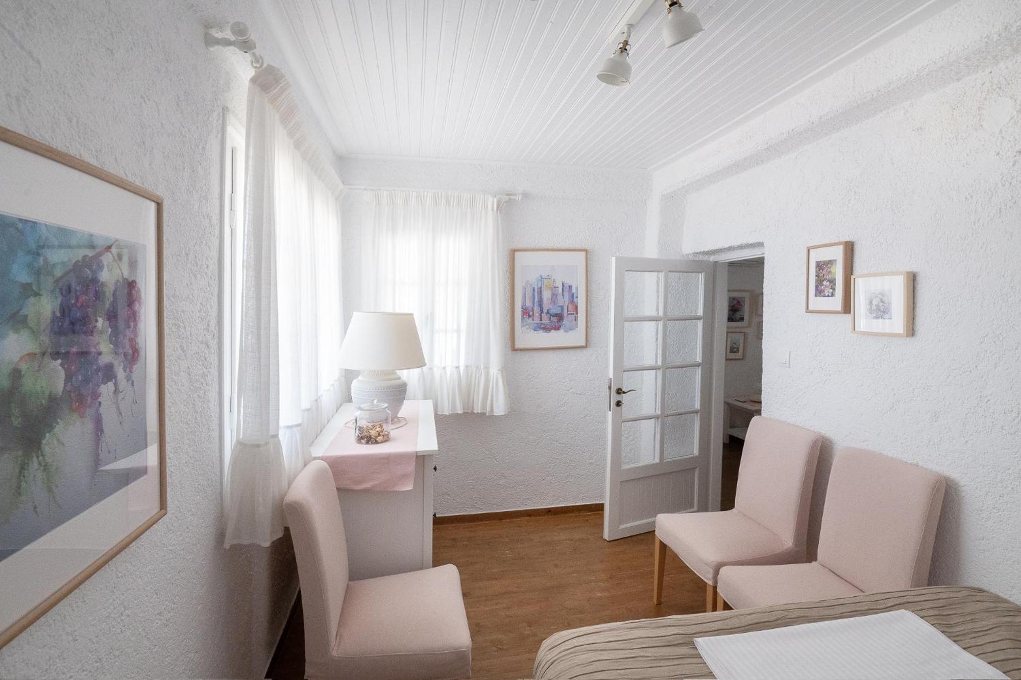 Pouletis Family Apartments - Akroyali Seaview Getaways Kalamáta Kültér fotó