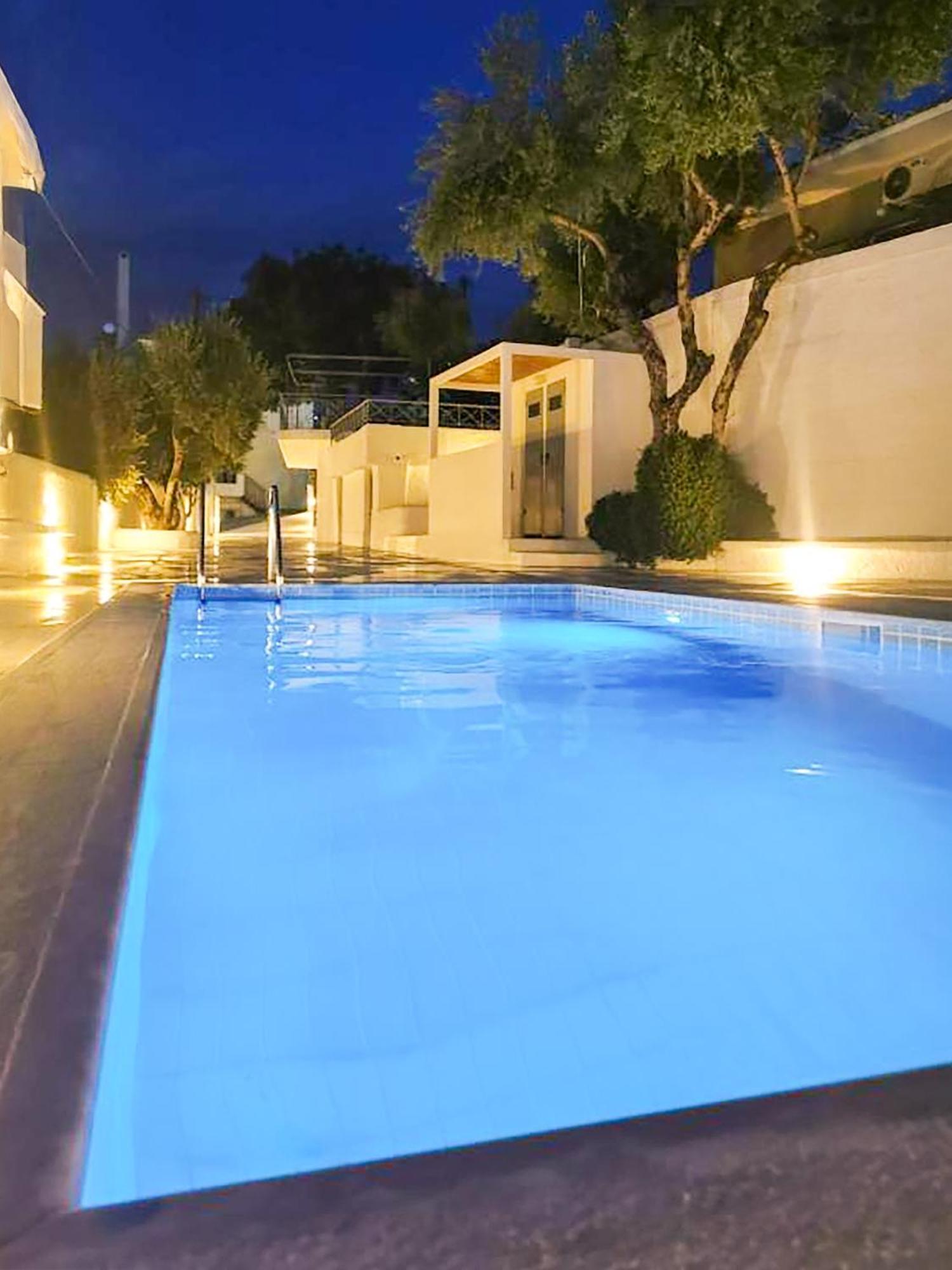 Pouletis Family Apartments - Akroyali Seaview Getaways Kalamáta Kültér fotó